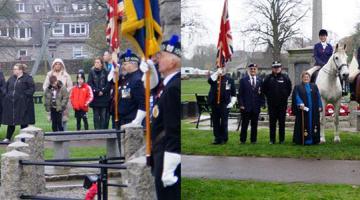 ark Jardine MBE DL lays a wreath at Dalbeattie War Memorial.
